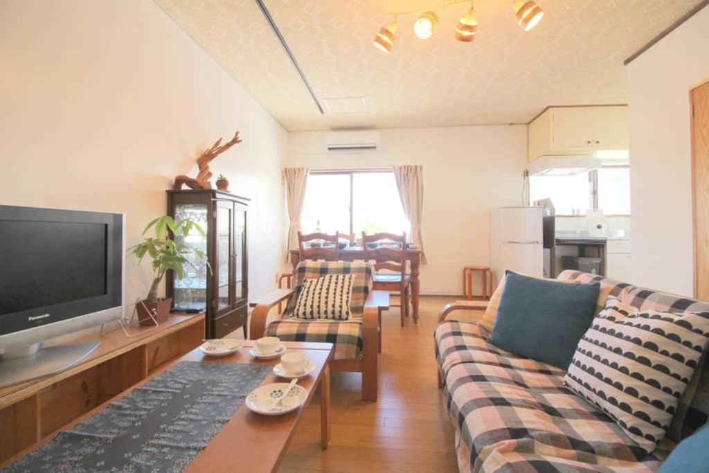 Beach Side Hotel Yamoriyanonikai Nago Exterior photo